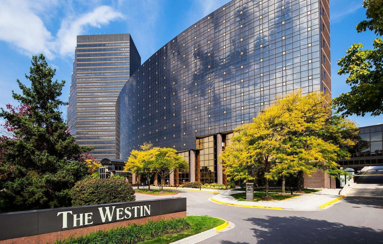 The Westin Southfield Detroit Hotel Exterior photo